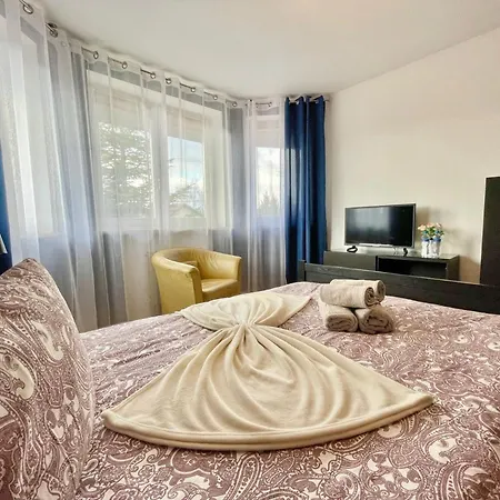 Domowe Zalesie * Piaseczno (Masovia)